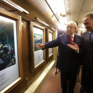 Открытие поезда-картинной галереи «Акварель» с коллекцией ММОМА