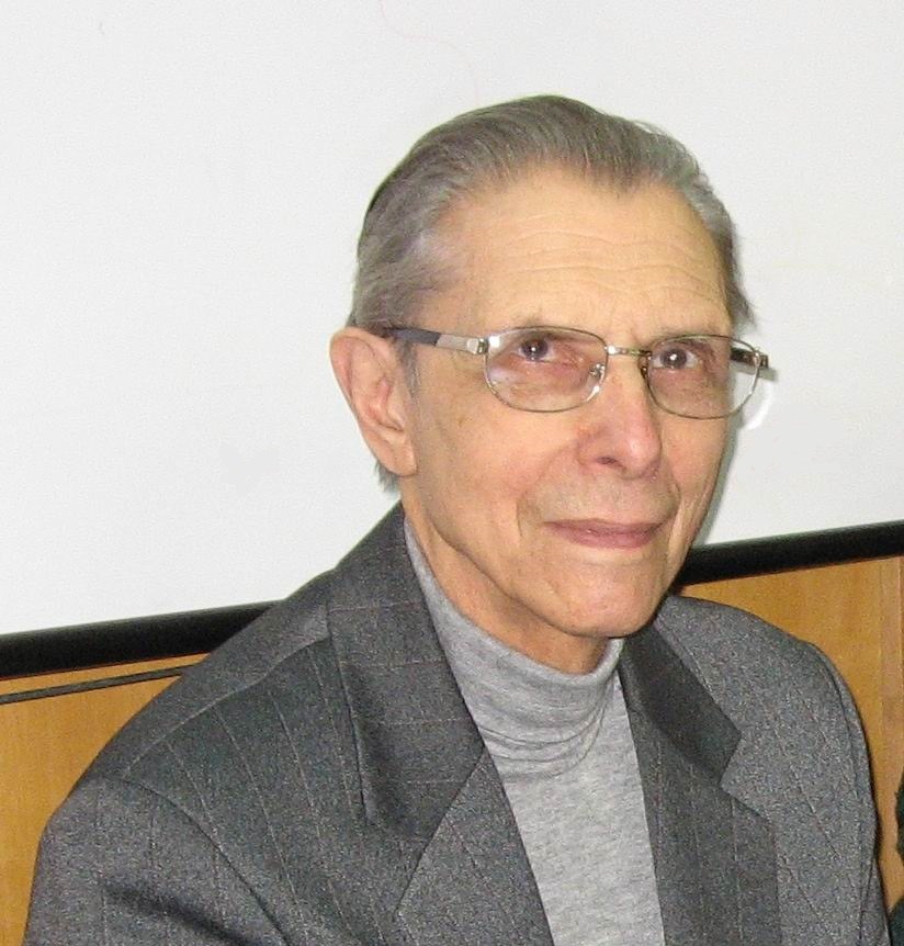РЯЗАНЦЕВ Игорь Васильевич (1932-2014)
