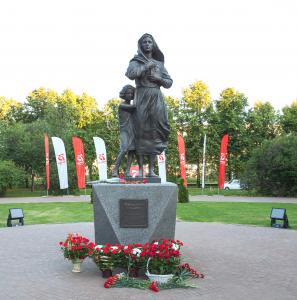 В Тольятти открыли памятник «Ожидание солдата» работы Президента РАХ З.К.Церетели