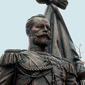 В Сербии открыт памятник Николаю II работы академиков РАХ А.Н.Ковальчука и Г.И.Правоторова. 
