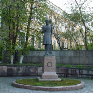 В.В.Попов. Памятник М.Ю. Лермонтову в Пензе. 1977